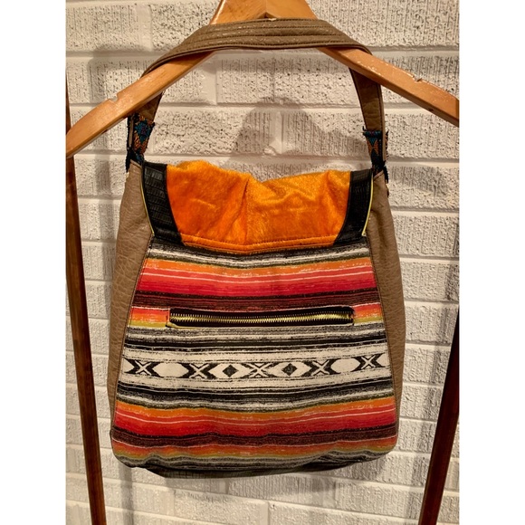 Aztec Bag - Picture 3 of 3
